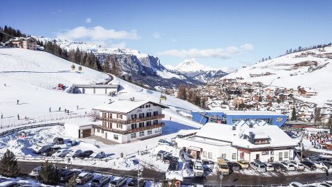 B&B Frohsinn in San Cassiano, feel at home in the Dolomites Image: B&B Hotel Frohsinn